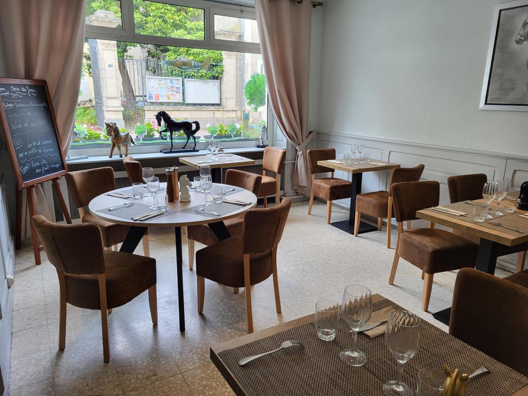 Logis Hotel Restaurant De France Isigny-sur-Mer Eksteriør billede